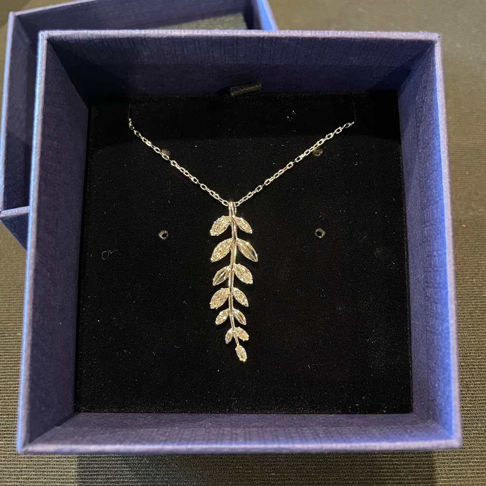 Swarovski Mayfly Pendant Necklace, Rhodium plated